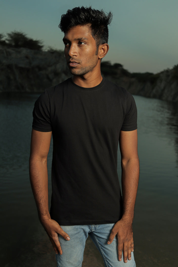 Black Crew Neck T-shirt