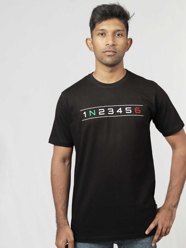 gear-1n23456-printed-t-shirt-sold-through-online-by-the-leopard-for-bike-or-motorcycle-and-car-enthusiasts-who-love-to-ride-in-india