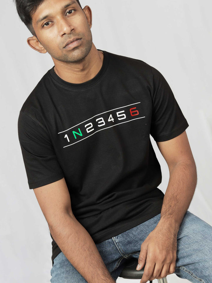 gear-1n23456-printed-t-shirt-sold-through-online-by-the-leopard-for-bike-or-motorcycle-and-car-enthusiasts-who-love-to-ride-in-india