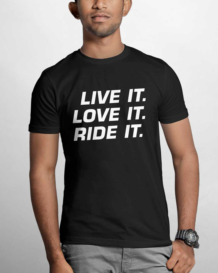 A-BIKERS-TEE-SHIRT-FOR-MOTORCYCLE-ENTHUSIATS-IN-INDIA